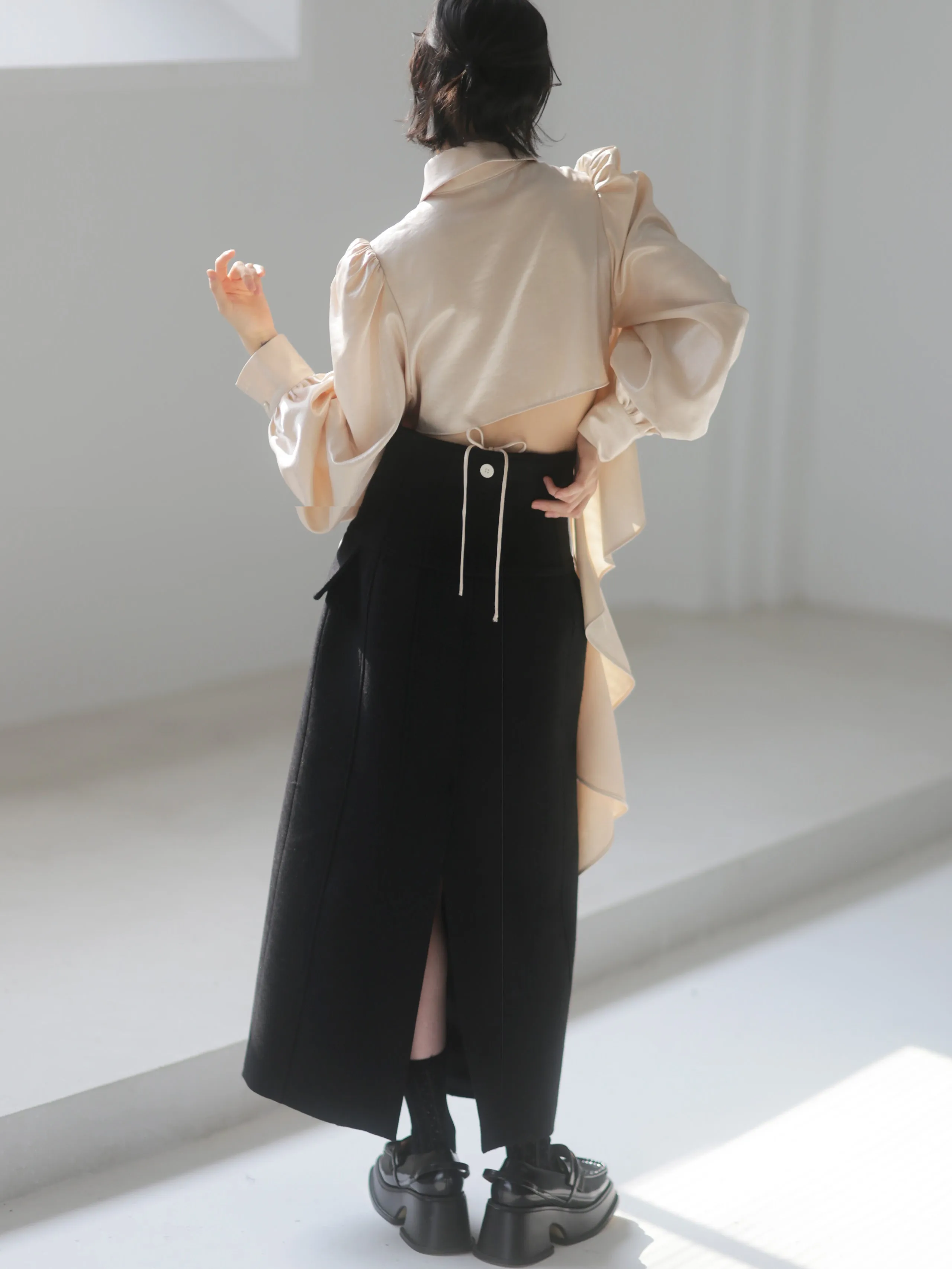 Elegant Frilled Long Sleeve Blouse