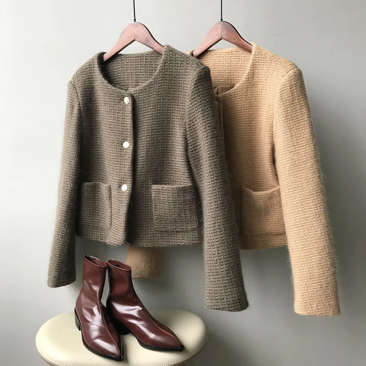 [Korean Style] High Quality Single Breasted Collarless Brushed Cropped Coat